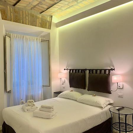 Luxury Rooms Near Colosseum Roma Ngoại thất bức ảnh